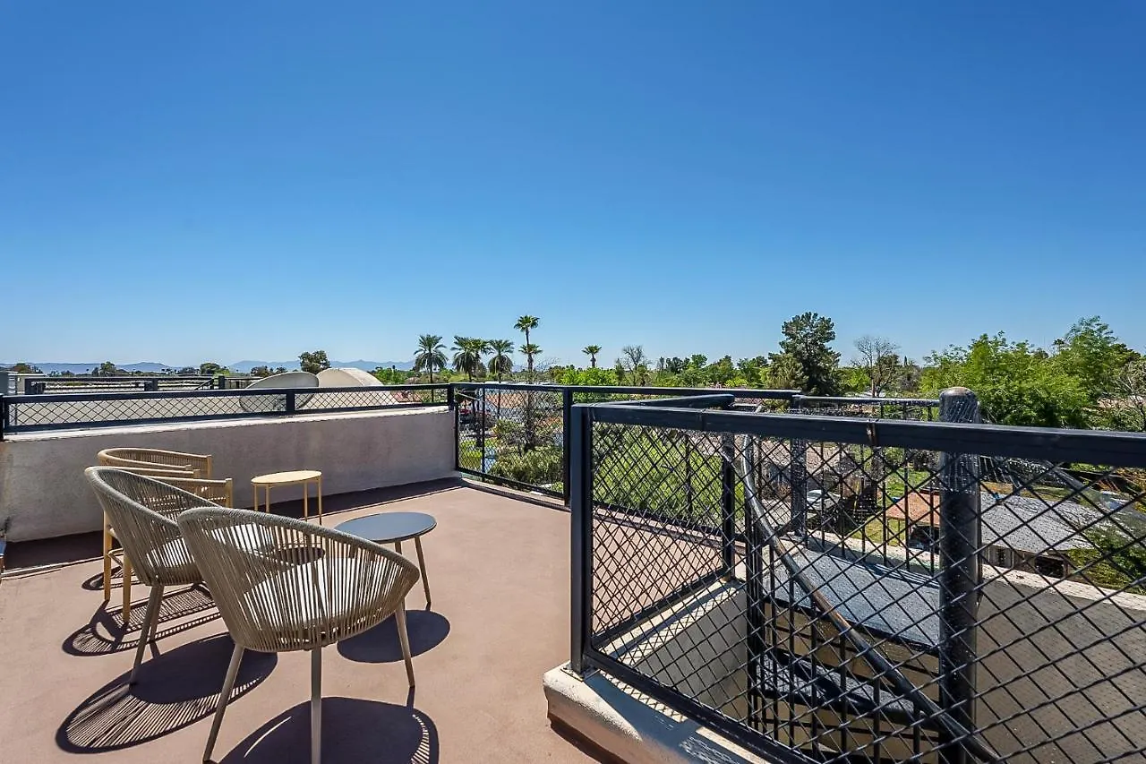 Modern 3 Bed - 3 Bath Townhouse W/ Rooftop Deck Villa Phoenix 0*,  United States